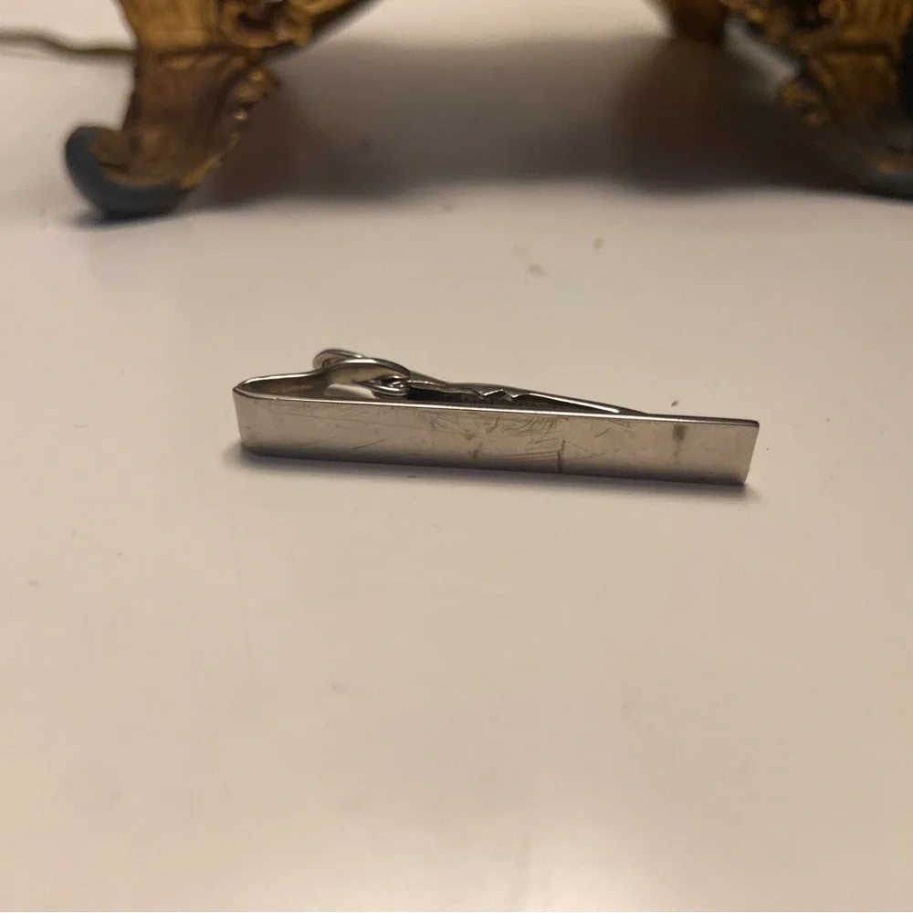 J.Crew Elegant Silver Tie Clip - Picture 1 of 4